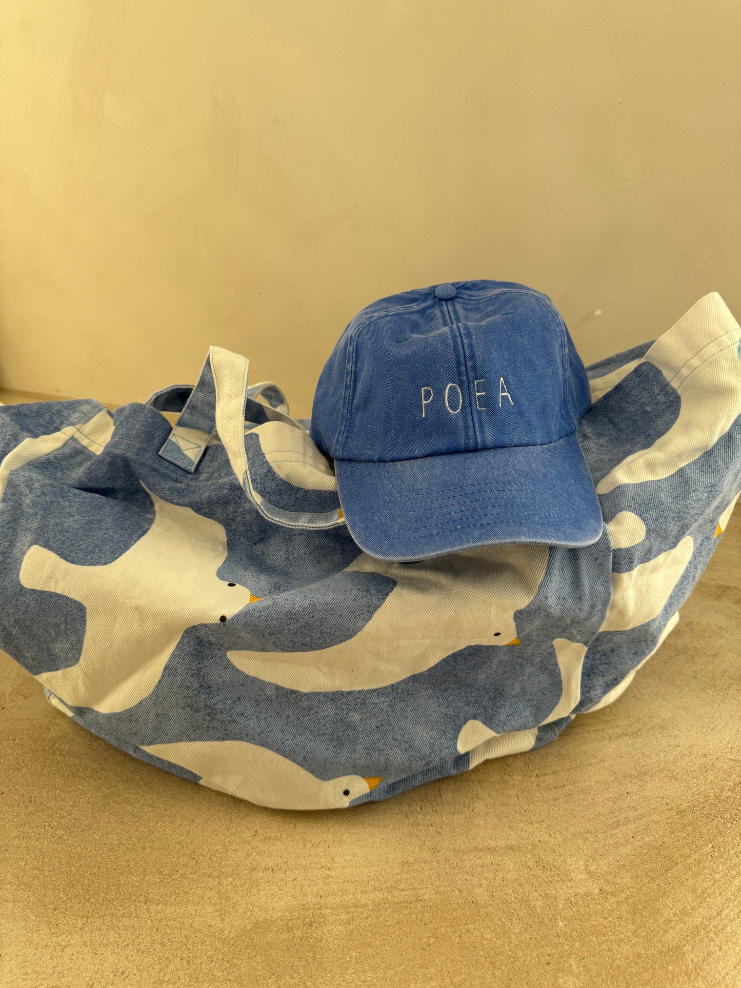 Organic cotton hat sea blue